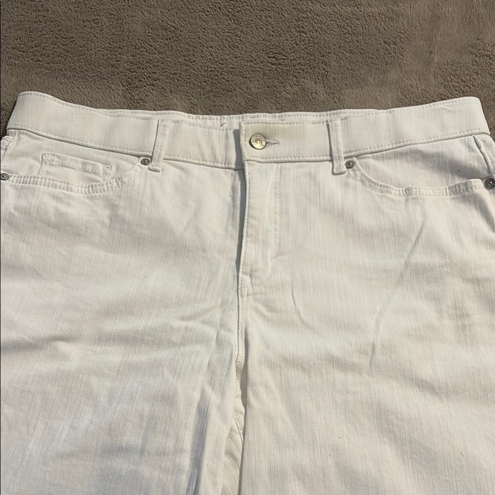 Gloria Vanderbilt White Capris Casual Comfort